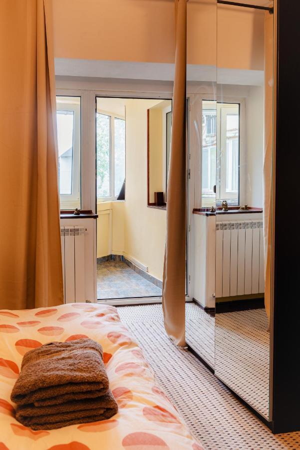 Comfy Apartment With Private Parking And Netflix Bukurešť Exteriér fotografie